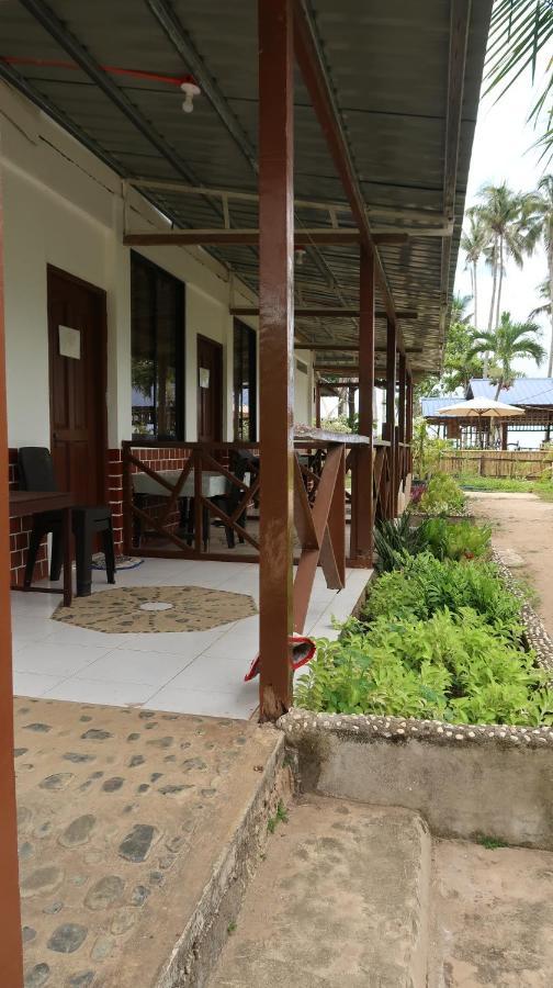 Hill Myna Beach Cottages Sabang  Exterior photo